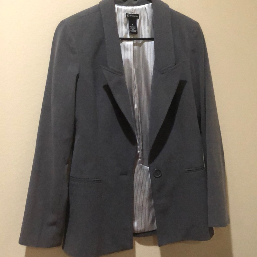 New Directions Size Small Women’s Suit Jacket